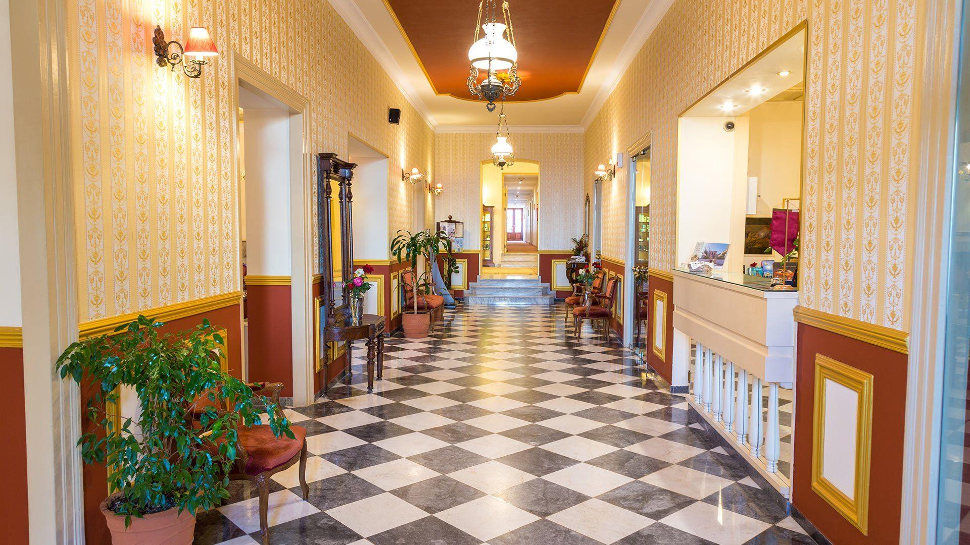 Halepa Hotell
