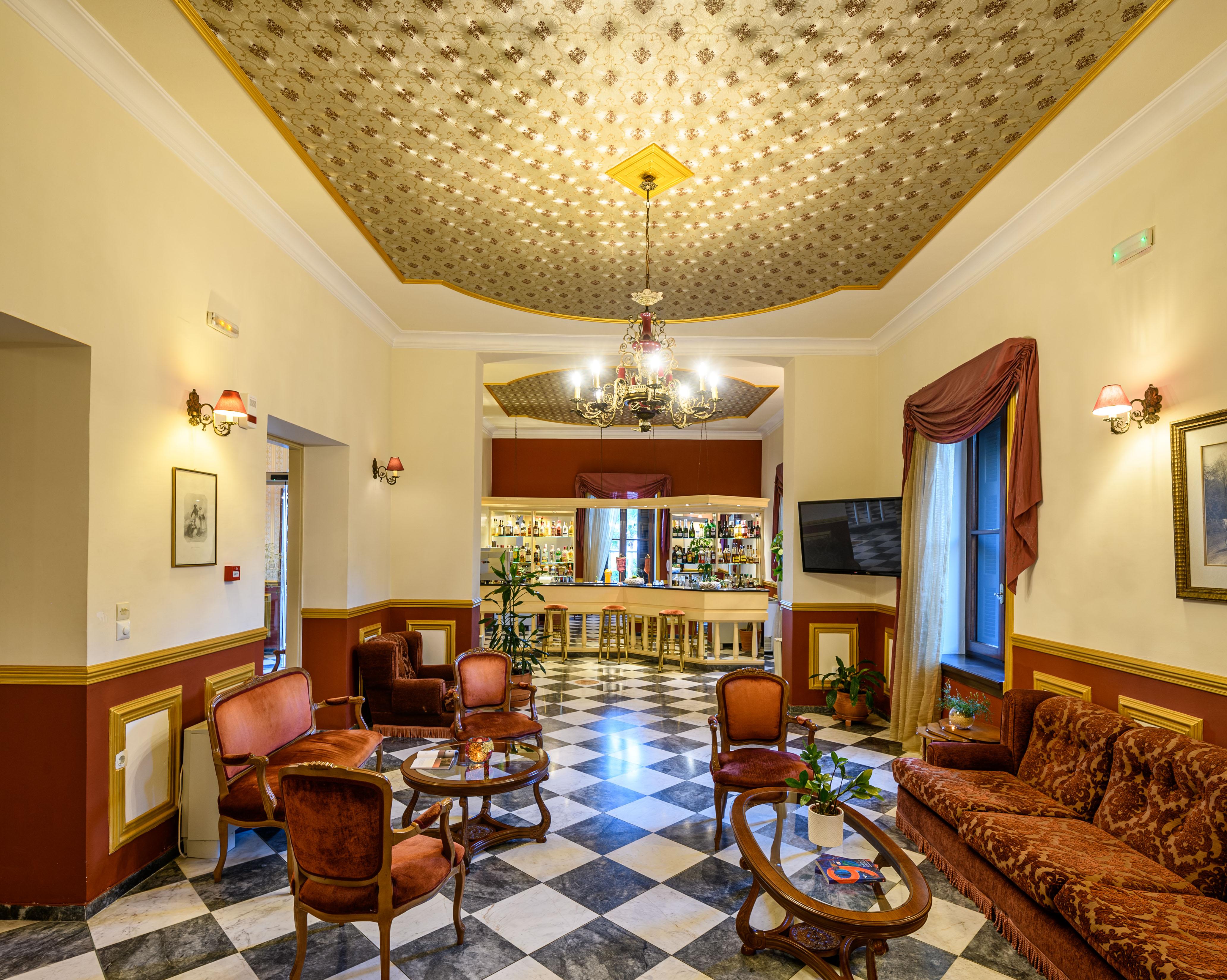 Hotell Halepa 4*