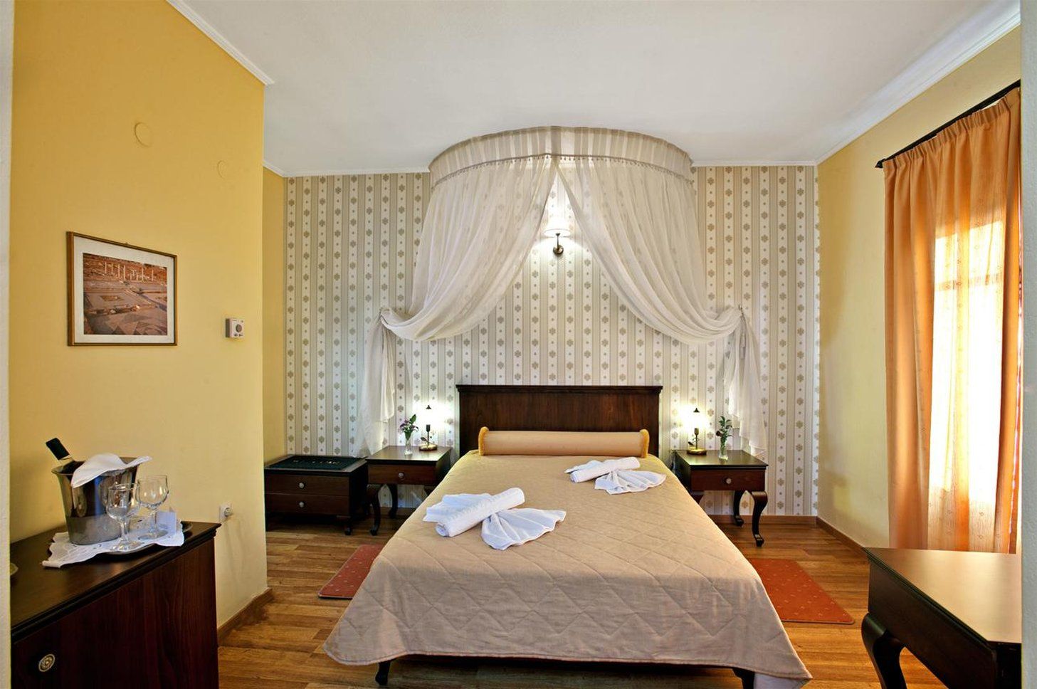 Hotell Halepa 4*