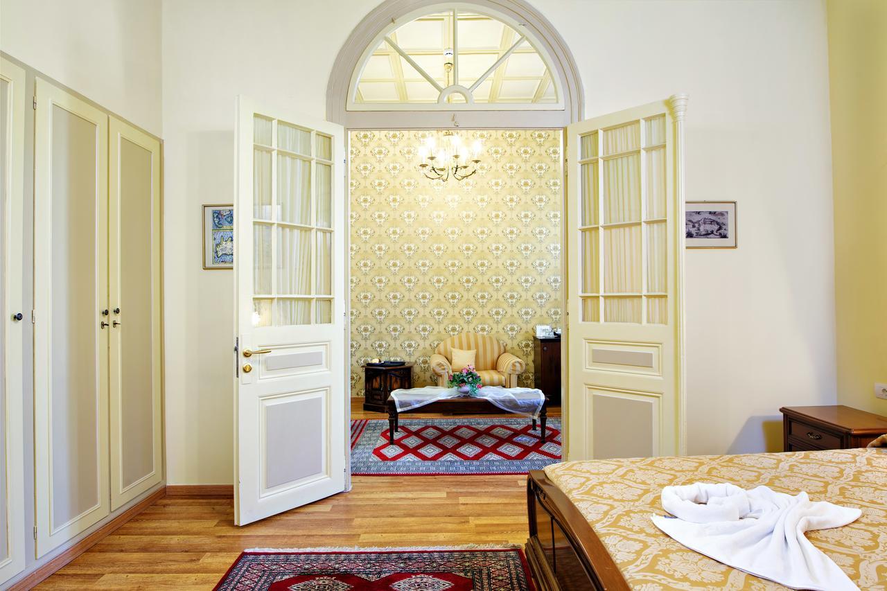 Halepa Chrissi Akti Chania